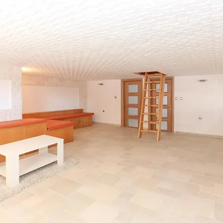 Apartman Red & White *